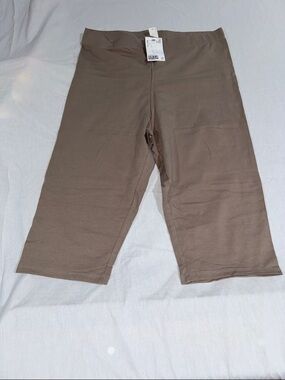 H&M Brown Capri Bike Shorts